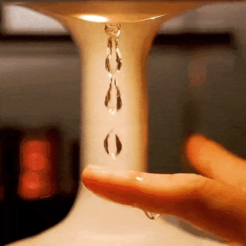 Anti Gravity Water Drop Humidifier - Planet4Shopping