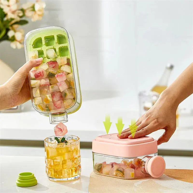 Ice Cube Tray With Straw - Planet4Shopping